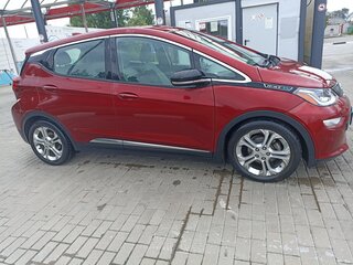 2017 Chevrolet Bolt I, пурпурный, 1500000 рублей, вид 3