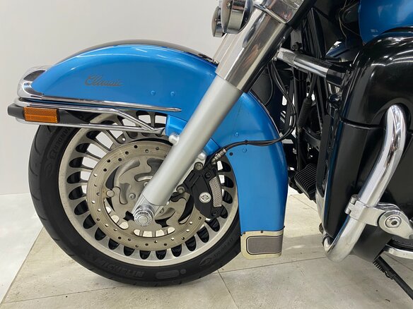 2011 Harley-Davidson Electra Glide, синий, 765000 рублей - вид 11