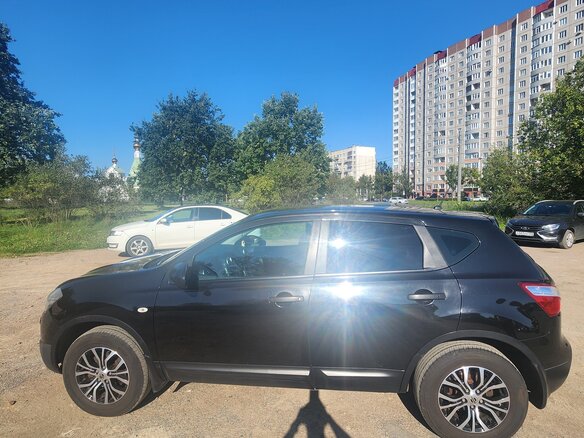 2013 Nissan Qashqai I Рестайлинг, чёрный, 1099000 рублей - вид 4