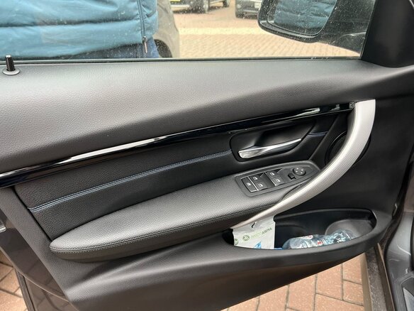 2018 BMW 3 серии 320d xDrive VI (F3x) Рестайлинг, серый, 2325000 рублей - вид 8