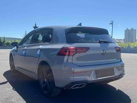 2022 Volkswagen Golf VIII, серый, 1597088 рублей, вид 4