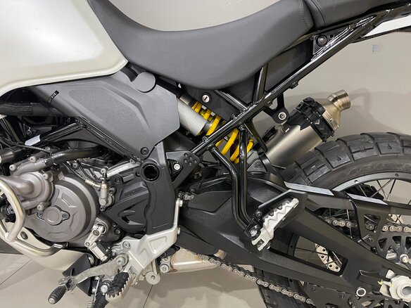 2023 Ducati DesertX, белый, 1190000 рублей - вид 10