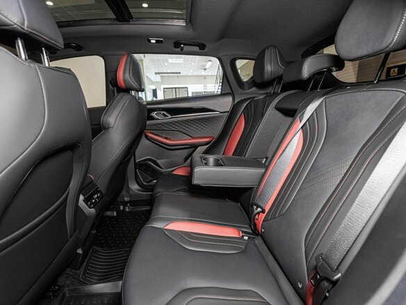 2026 Geely Coolray I Рестайлинг 2, серый, 2938305 рублей - вид 9