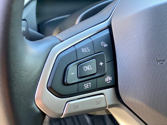 2020 Volkswagen Polo VI, серый - вид 19