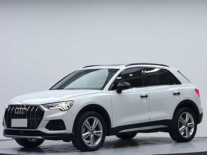 Открыть фотографии: Audi Q3 II (F3)