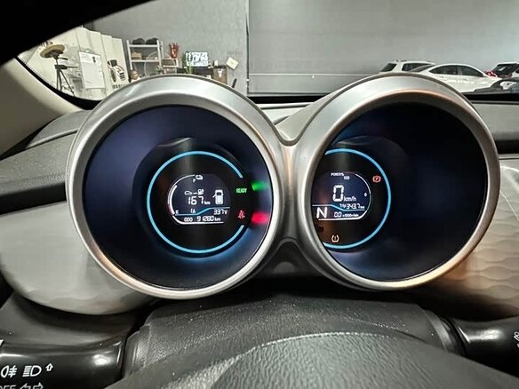 2021 Ora Black Cat 33 kWh, серебристый - вид 11
