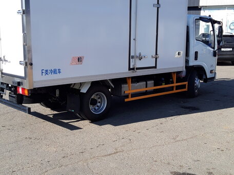 2024 Isuzu Elf (N-series), белый, 4700000 рублей, вид 4