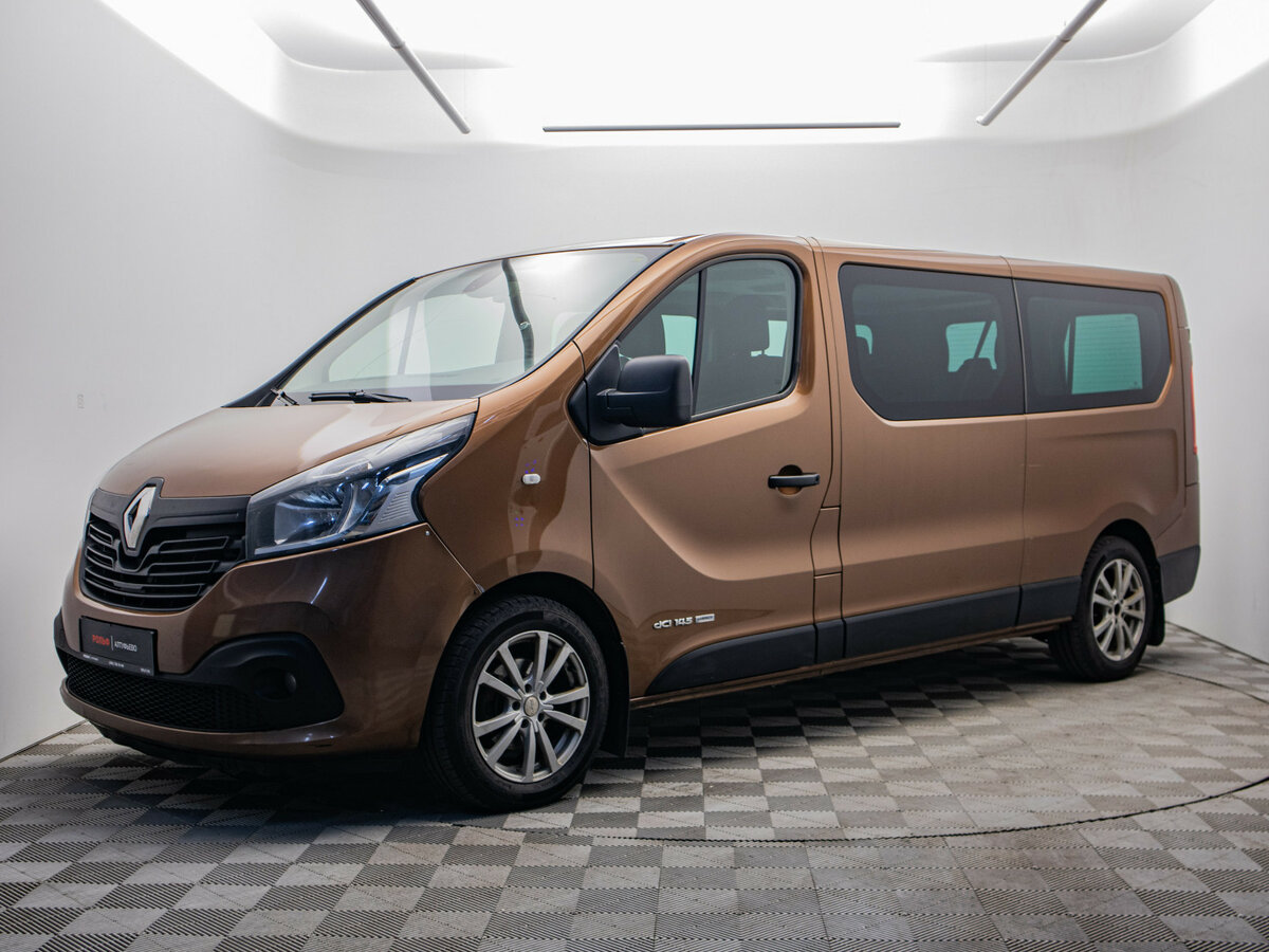 Открыть фотографии: Renault Trafic III