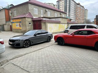 2016 Dodge Challenger III Рестайлинг 2, красный, 3299999 рублей, вид 3