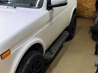 1997 Lada (ВАЗ) 2121 (4x4) I Рестайлинг, белый, 550000 рублей, вид 1