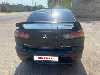 2011 Mitsubishi Lancer X Рестайлинг, чёрный, 600000 рублей, вид 3
