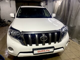 2014 Toyota Land Cruiser Prado 150 Series Рестайлинг 1, белый, 3400000 рублей, вид 2