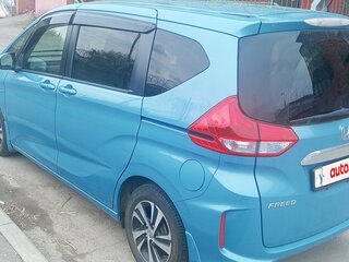 2018 Honda Freed II, синий, 1300000 рублей, вид 2