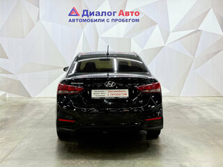 2018 Hyundai Solaris II, чёрный, 1050000 рублей, вид 5