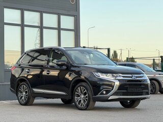 2018 Mitsubishi Outlander III Рестайлинг 2, чёрный, 2729000 рублей, вид 3