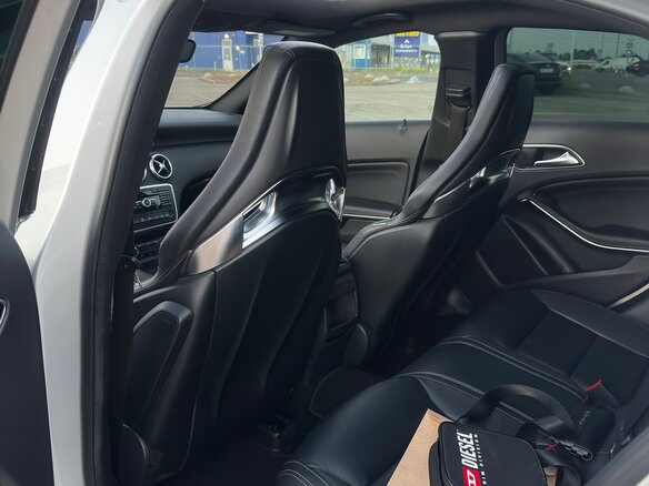 2014 Mercedes-Benz A-Класс AMG 45 AMG I (W176), серебристый, 1900000 рублей - вид 31