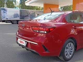 2021 Kia Rio IV Рестайлинг (Global market), красный, 1499000 рублей, вид 4