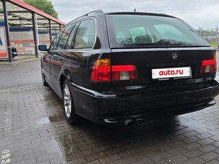 2002 BMW 5 серии 525i IV (E39) Рестайлинг, чёрный, 470000 рублей, вид 4
