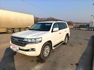 2018 Toyota Land Cruiser 200 Series Рестайлинг 2, белый, 6900000 рублей, вид 1