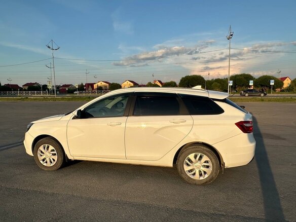 2018 Lada (ВАЗ) Vesta SW I, белый, 900000 рублей - вид 8