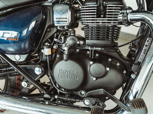 2026 Royal Enfield Meteor, синий, 519000 рублей - вид 17