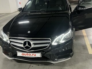 2015 Mercedes-Benz E-Класс 200 IV (W212, S212, C207) Рестайлинг, чёрный, 2200000 рублей, вид 1
