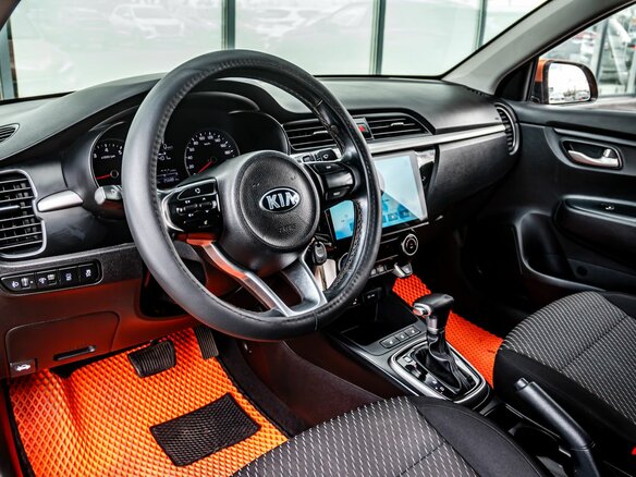 2017 Kia Rio IV, оранжевый, 1000000 рублей - вид 14