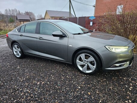 2018 Opel Insignia II, серый, 1740000 рублей, вид 4