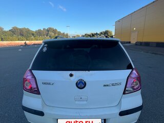 2014 Geely MK Cross I, белый, 270000 рублей, вид 3
