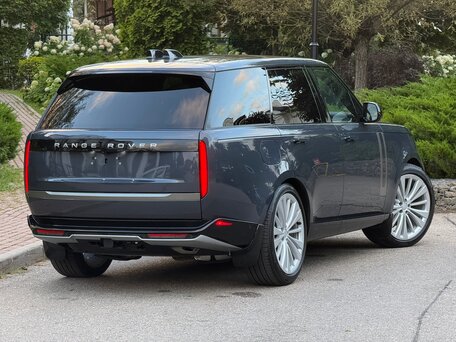 2025 Land Rover Range Rover P400 MHEV V, серый, 18990000 рублей, вид 2