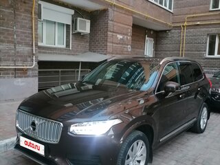 2017 Volvo XC90 II, коричневый, 4150000 рублей, вид 1