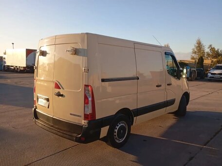 2015 Renault Master, бежевый, 2150000 рублей, вид 3