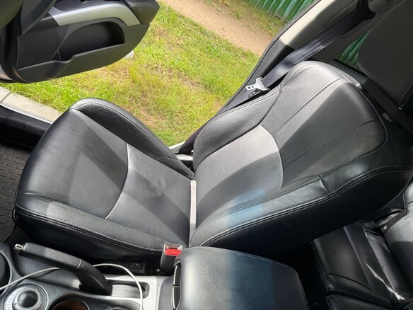 2011 Mitsubishi Outlander II Рестайлинг, белый, 1200000 рублей - вид 28