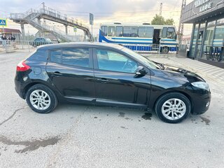 2012 Renault Megane III Рестайлинг, чёрный, 675000 рублей, вид 2