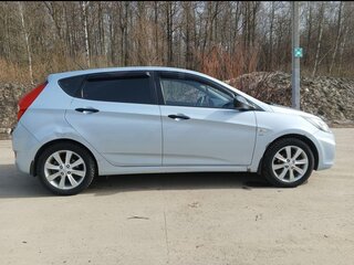 2013 Hyundai Solaris I, голубой, 680000 рублей, вид 4