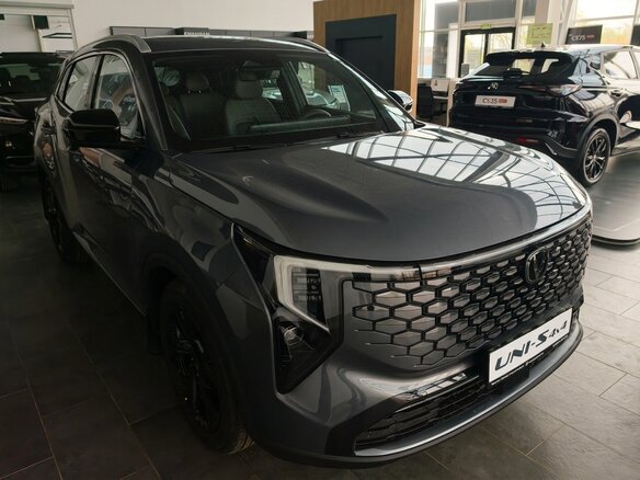 2026 Changan UNI-S I Рестайлинг, серый, 3249900 рублей - вид 4