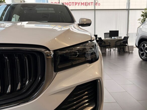 2026 Geely Monjaro I Рестайлинг, белый, 4954990 рублей - вид 10