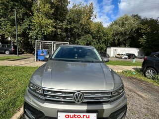 2020 Volkswagen Tiguan II, серый, 3170000 рублей, вид 1