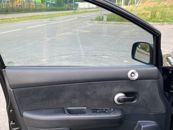 2011 Nissan Tiida I Рестайлинг, чёрный, 675000 рублей - вид 8