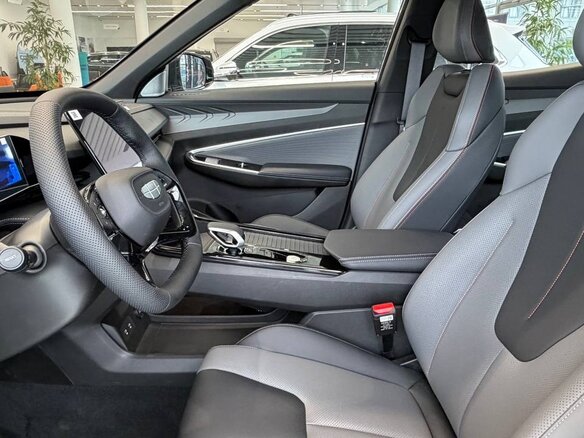 2026 Geely Cityray, серебристый, 3384990 рублей - вид 4