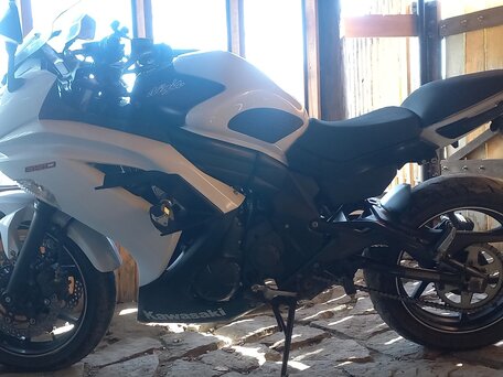 2013 Kawasaki ER-6F (Ninja 650R), белый, 630000 рублей, вид 3