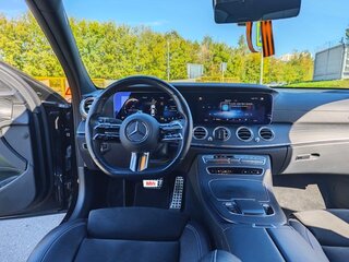 2021 Mercedes-Benz E-Класс 220 d V (W213, S213, C238) Рестайлинг, чёрный, 4000000 рублей, вид 3