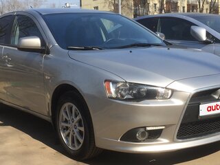 2011 Mitsubishi Lancer X Рестайлинг, серебристый, 1300000 рублей, вид 4