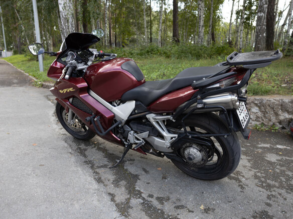 2006 Honda VFR 800, пурпурный, 550000 рублей - вид 7