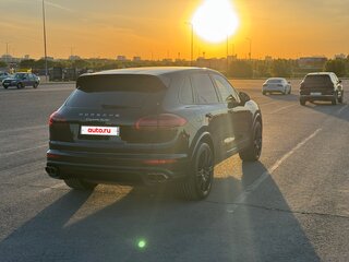 2014 Porsche Cayenne Turbo II Рестайлинг (958), чёрный, 2900000 рублей, вид 4