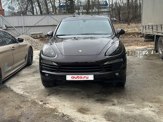 2013 Porsche Cayenne II (958), белый, 3990000 рублей, вид 1