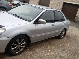 2005 Mitsubishi Lancer IX, серебристый, 450000 рублей, вид 3