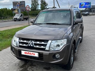 2011 Mitsubishi Pajero IV Рестайлинг 1, коричневый, 1650000 рублей, вид 2