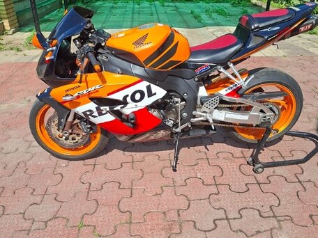 2005 Honda CBR 1000 RR/RA Fireblade, оранжевый, 600000 рублей, вид 4