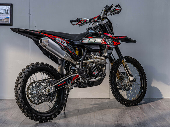 2025 BSE T8, красный, 305990 рублей - вид 4